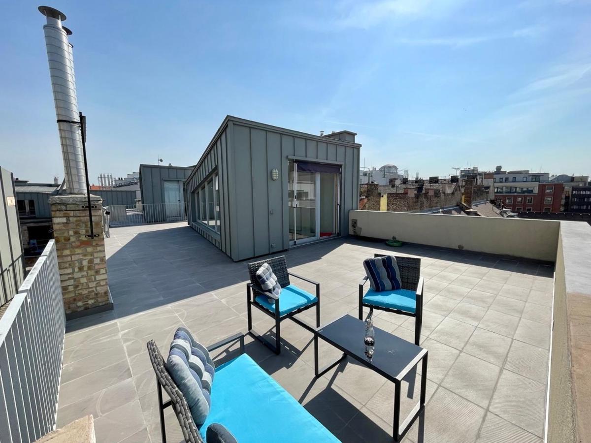 Penthouse W Private Rooftop And Free Parking بودابست المظهر الخارجي الصورة