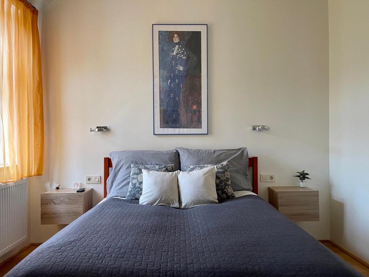Penthouse W Private Rooftop And Free Parking بودابست المظهر الخارجي الصورة