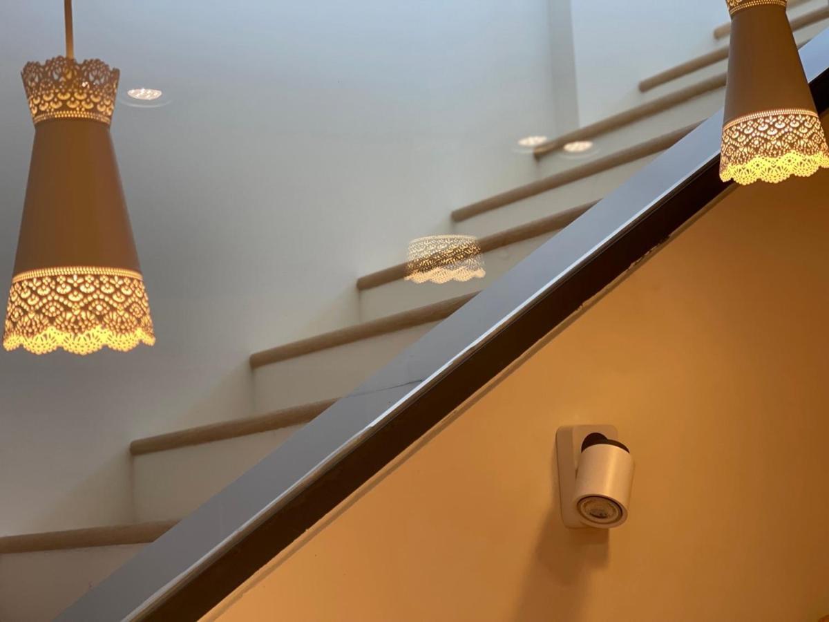 Penthouse W Private Rooftop And Free Parking بودابست المظهر الخارجي الصورة