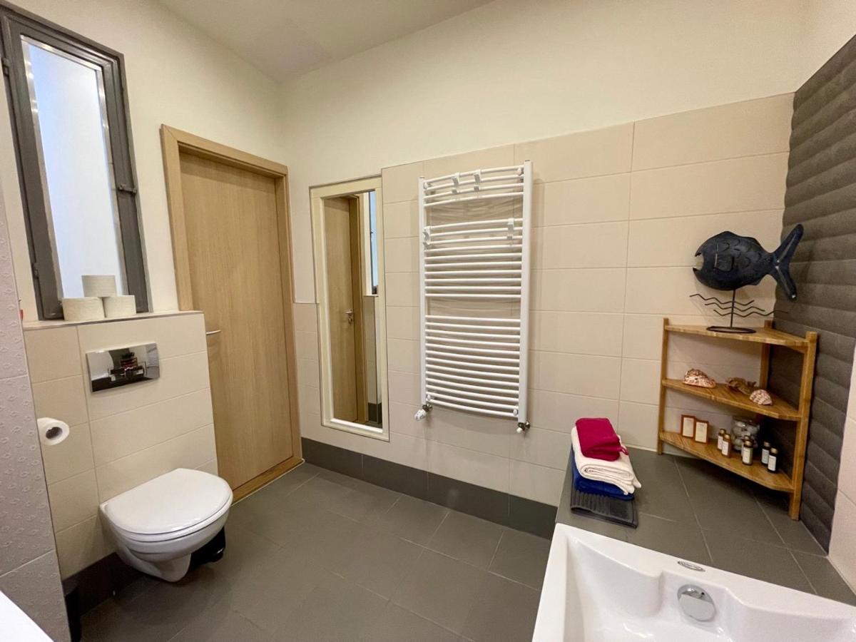 Penthouse W Private Rooftop And Free Parking بودابست المظهر الخارجي الصورة