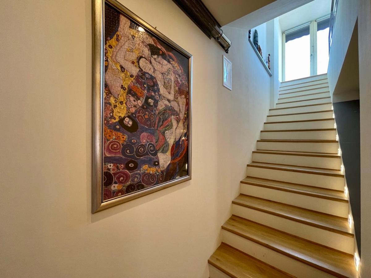 Penthouse W Private Rooftop And Free Parking بودابست المظهر الخارجي الصورة