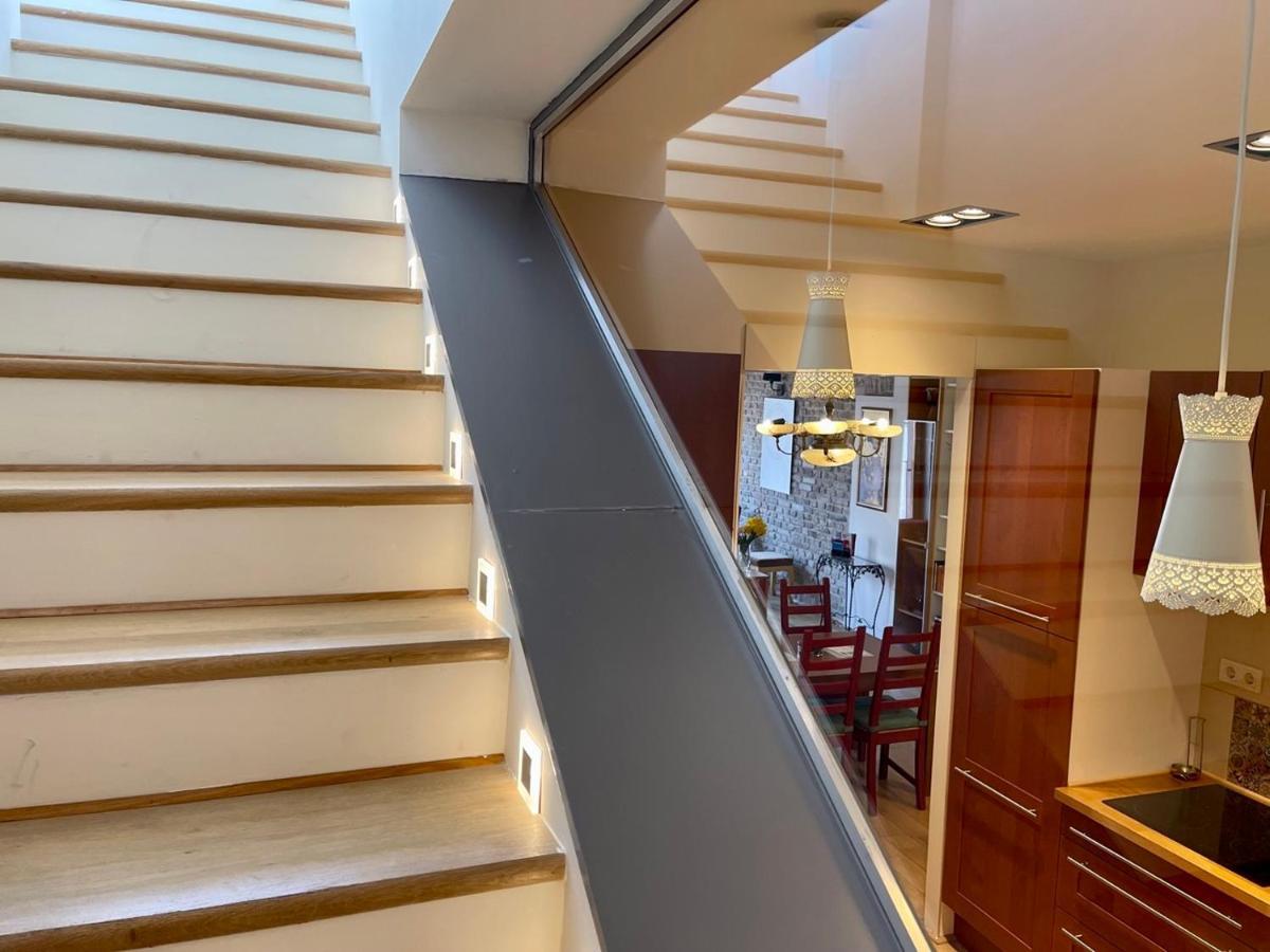 Penthouse W Private Rooftop And Free Parking بودابست المظهر الخارجي الصورة